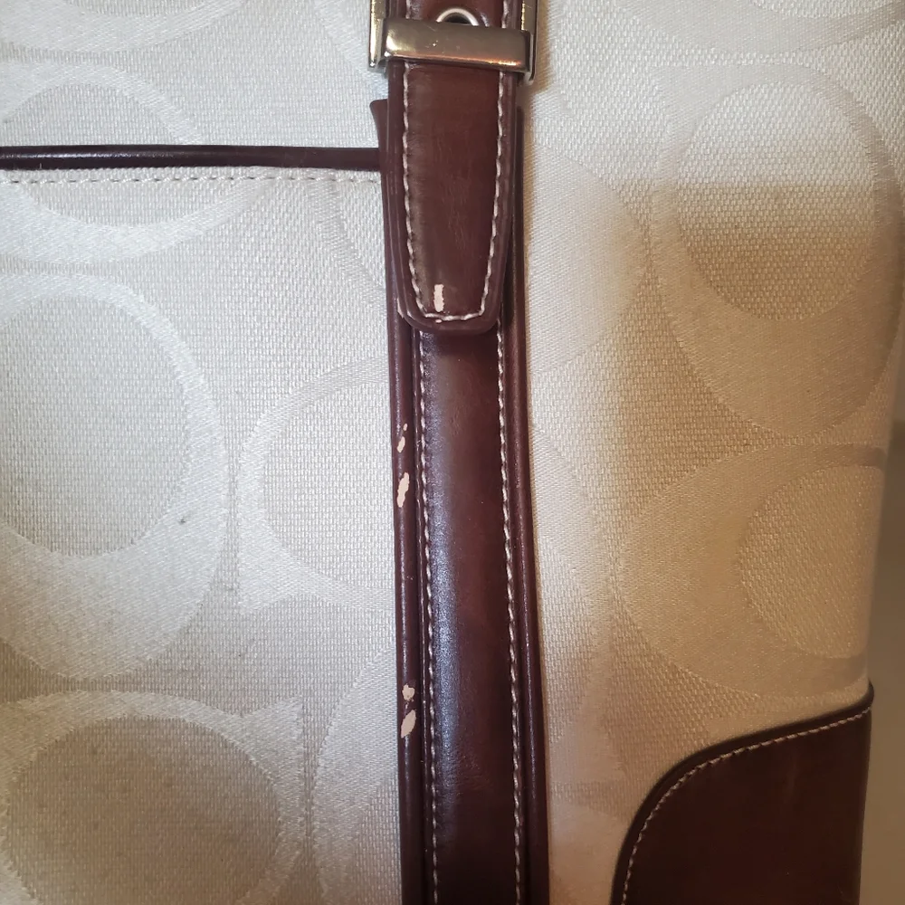 White and brown purse - Picture 6 of 10